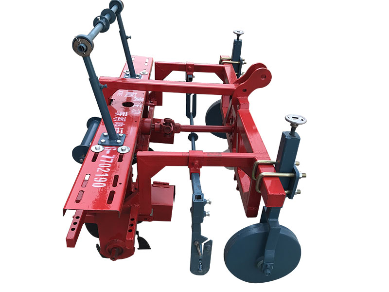 土豆收獲機(jī)廠家